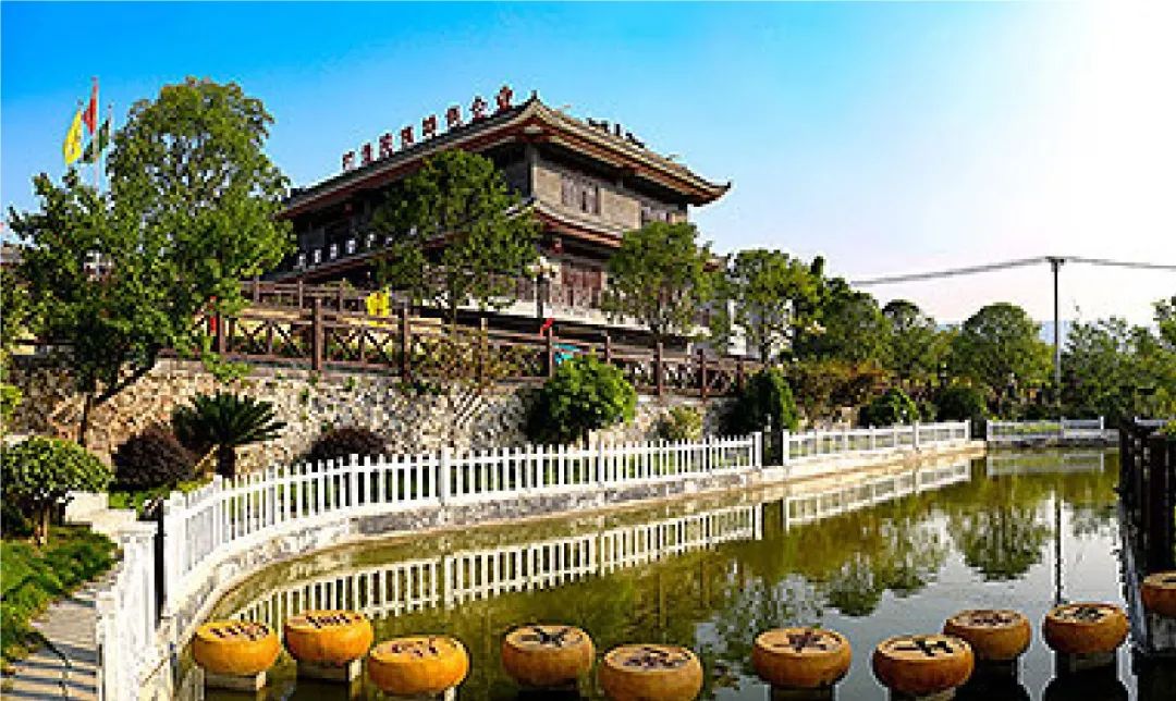 1698811715118488.jpg z1.jpg